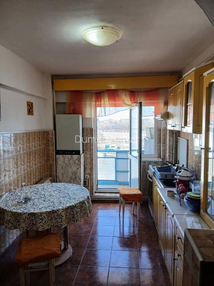 De vanzare ap.3 camere