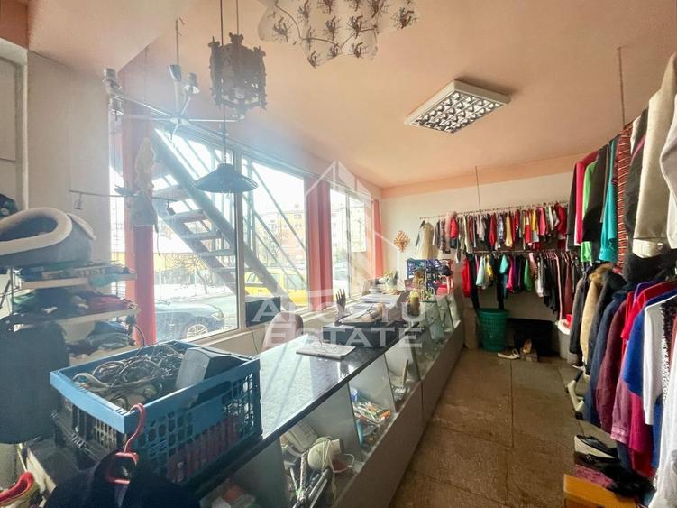Casa individuala cu spatii comerciale - Zona Parneava spre Alfa