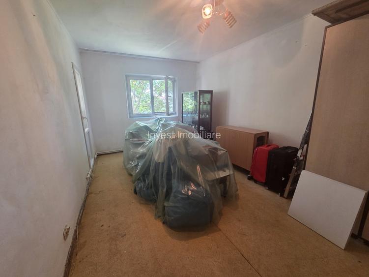 Apartament 3 camere, Decomandat, Piata Alexandru cel Bun - 4