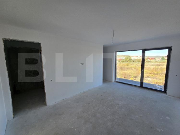 Casa semifinisata, 150 mp utili, zona urbanizata, intrare Jucu