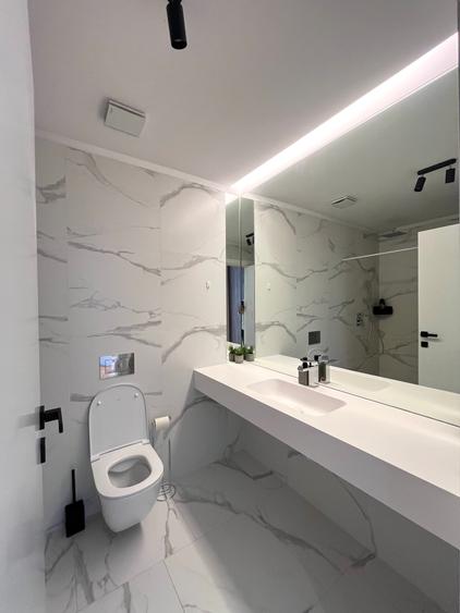"Yachting" Lifestyle in the Heart of the Capital: Luxury Furnished 2-Rooms