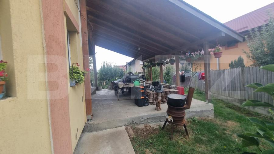 Casa 6 camere, 215 mp, 2300 mp curte, zona Horpaz