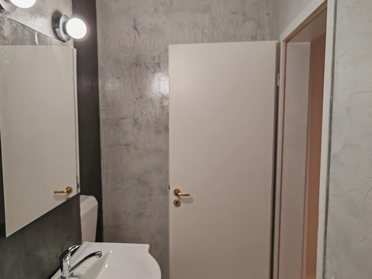 Apartament 2 camere liber la vanzare zona Grivitei