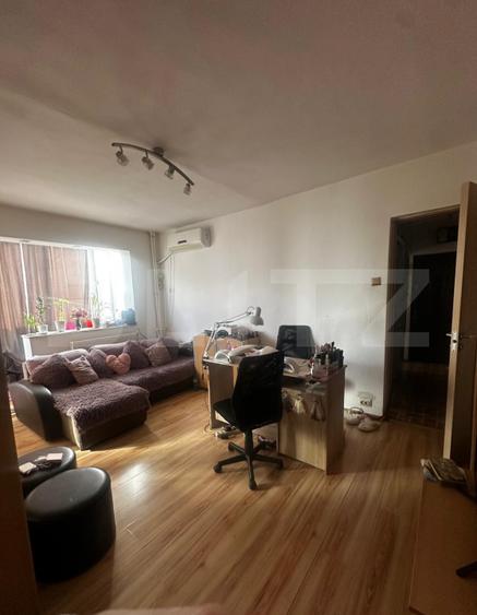 Apartament 3 camere, 50 mp, zona Craiovita Noua