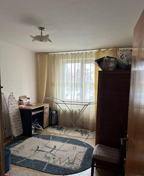 Apartament -4 camere -decomandat-Zona Rahova-Petre Ispirescu