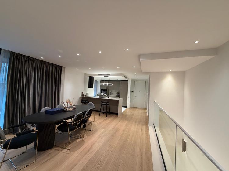 Apartament tip duplex  în One Charles de Gaulle,2 parcări incluse,2 terase