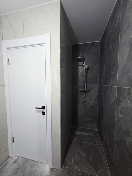 Apartament cu potențial pentru spațiu comercial sau birou