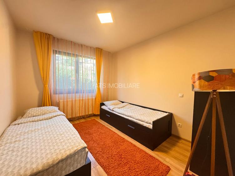 APARTAMENT 3 CAMERE , DE VANZARE, CU TERASĂ, PARCARE ȘI BOXĂ – BUȘTENI
