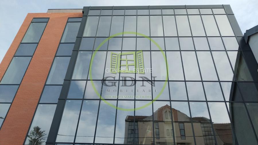 Cladire spatiu comercial si birouri,  209.8 mp utili, parcare in subteran - 4