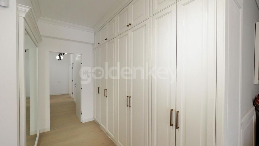 Apartament generos 5 camere | 3 bai | 2 terase | 208mp construiti
