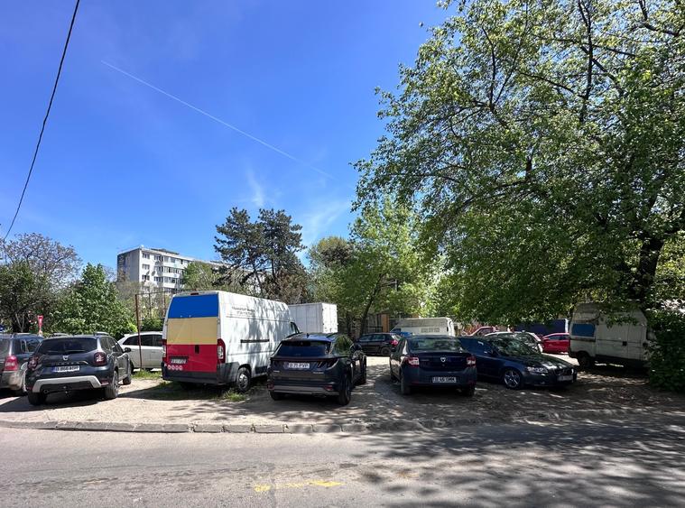 VIzibilitate maxima.Teren împrejmuit .