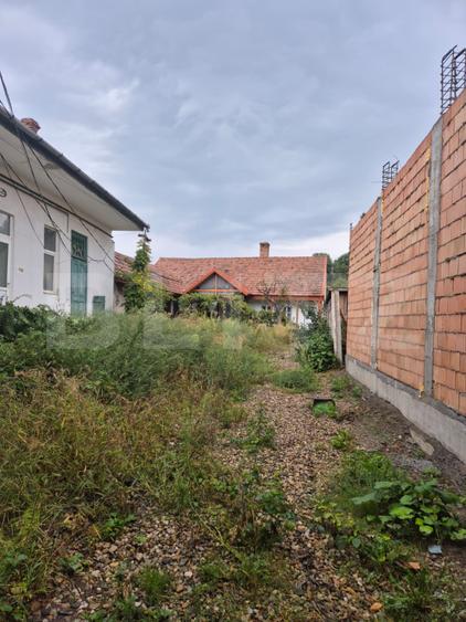 Proprietate cu 10 ari teren de vanzare pe strada Bolyai