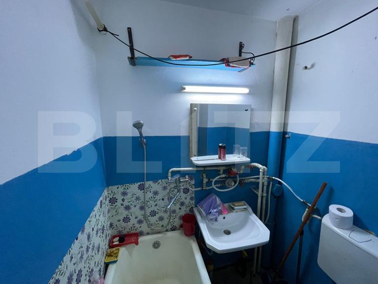 Apartament 2 camere, 31 mp, zona Valea Roșie