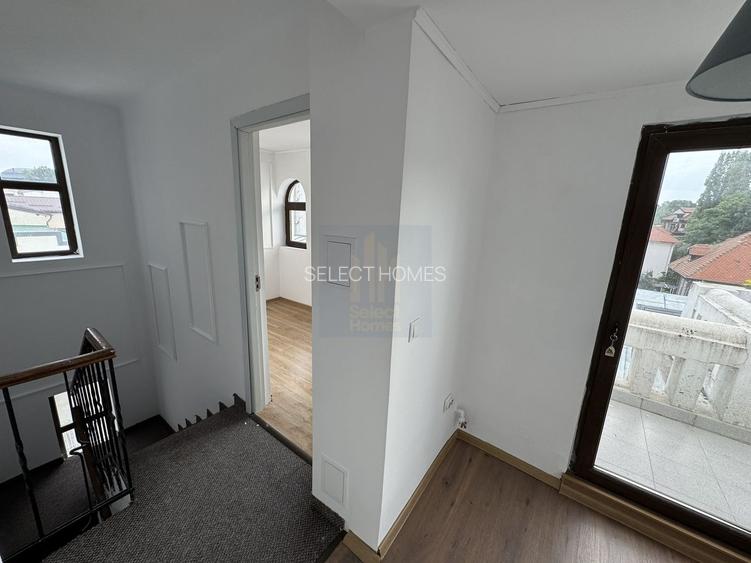 Vila renovata cu 8 camere si curte proprie de inchiriat *Aviatorilor* - 42