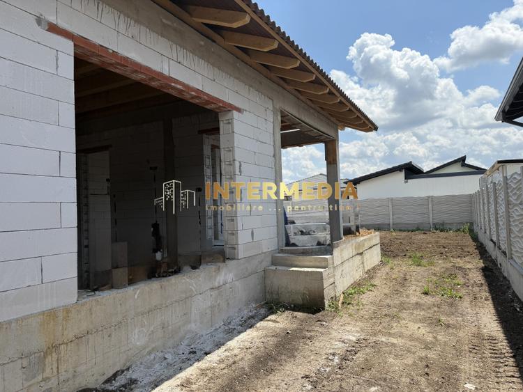 Casa de vanzare I Alba Iulia I 4 camere I teren 424 mp I toate utilitatile I