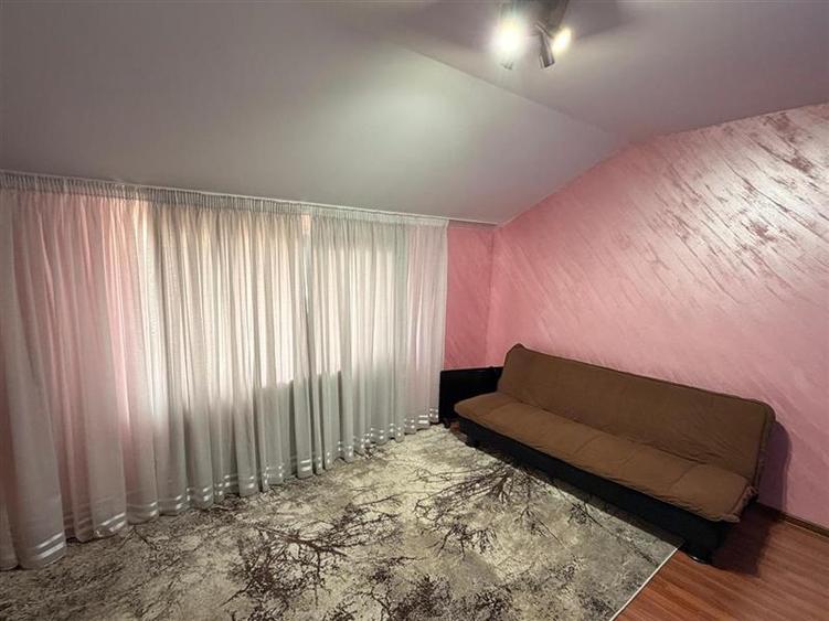 Apartament 3 camere, centrala proprie, zona Sagului