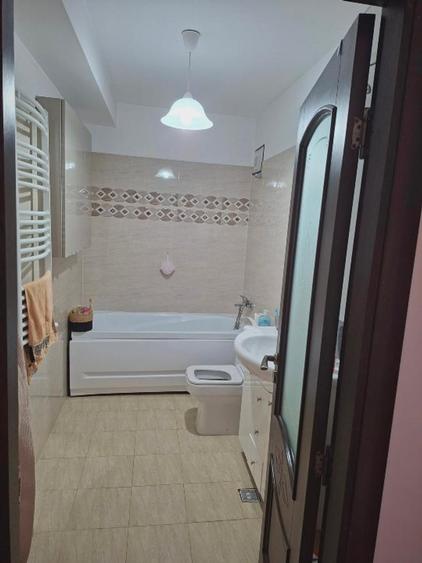 Vila tip duplex, an 2020, P+1, su 150mp, 4 camere, 2 bai, bucatarie,teren 325 mp