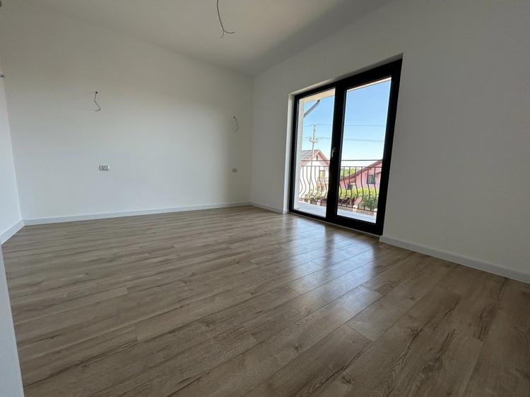 CASA CU 4 CAMERE + BECI SPATIOS , CAPAT CUG , TVA INCLUS IN PRET !!!