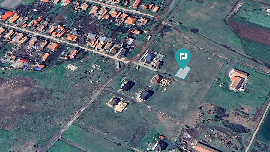 Loc de casa de 479mp în Livada
