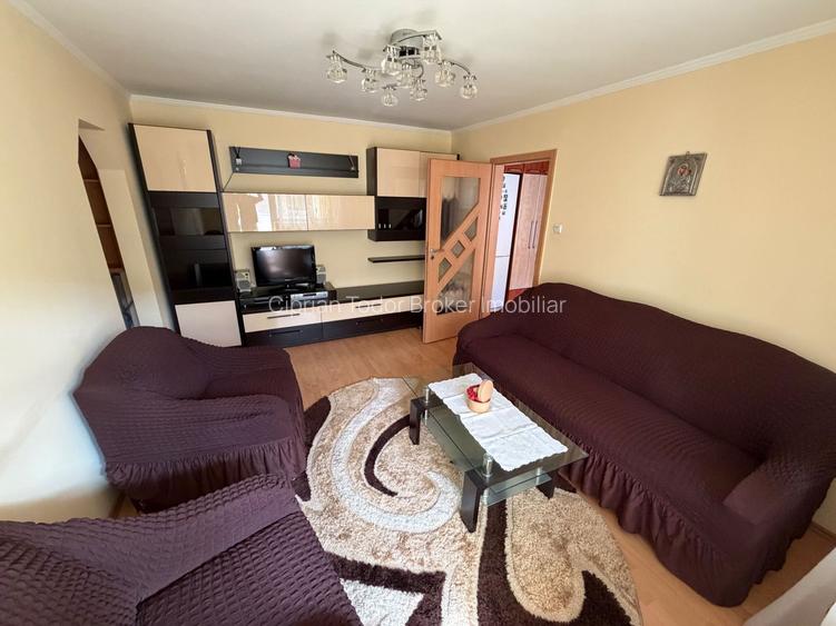 Apartament 2 camere de inchiriat, etaj 2 - zona Cetate - 2