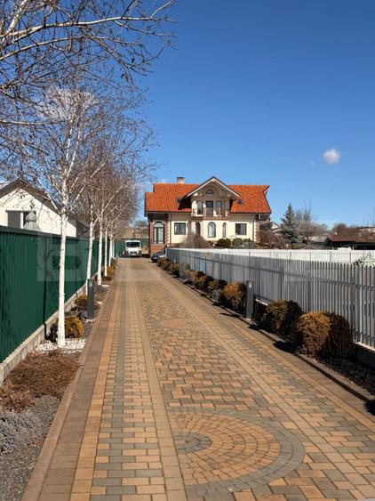 Casa/Vila 236 mp utili, 2743 mp teren, zona Mereni - Salcea