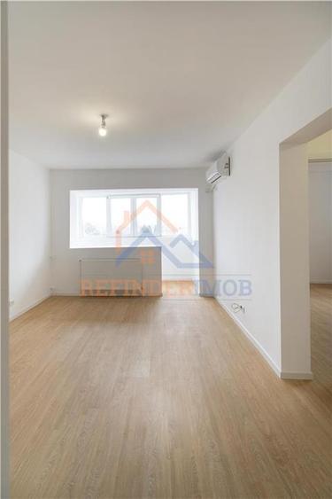 Apartament de vanzare cu 2 camere, zona Titan - Campia Libertatii