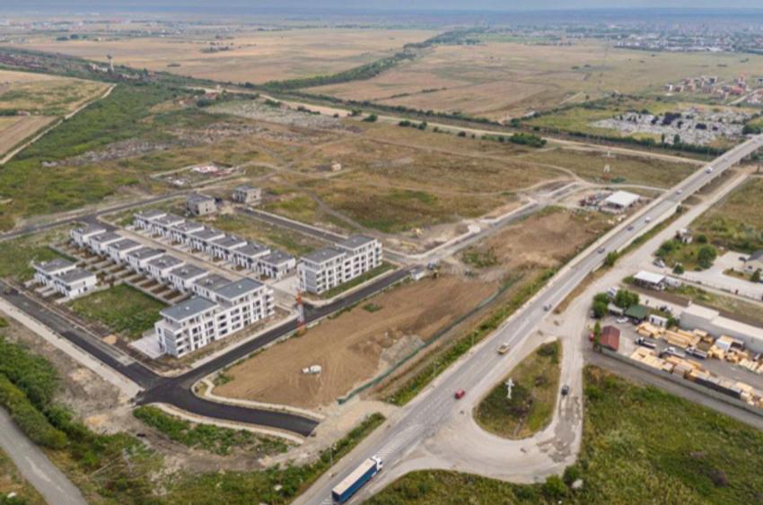 Promovam teren 440 mp după Mehala și proiect duplex inclus asfalt doua parcele