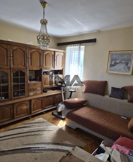 Apartament 3 camere decomandat, etaj intermediar cartier Manastur - 2