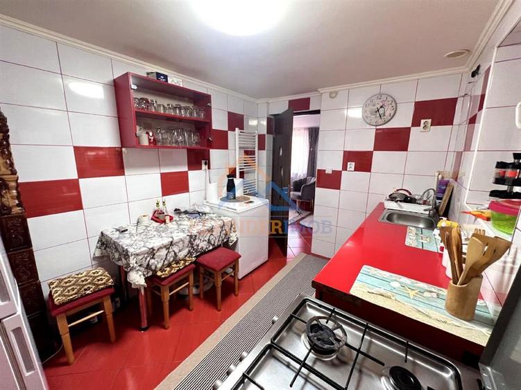 Vanzare casa cu 6 camere - Rahova, sectorul 5