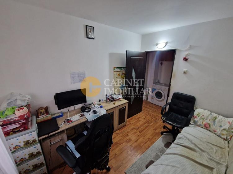 3 camere semidecomandat-mobilat/utilat-Zona Zimbru