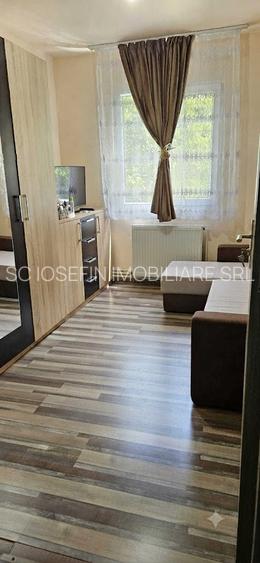 Apartament in bloc de caramida, zona Circumvalatiunii-Favorit - 3