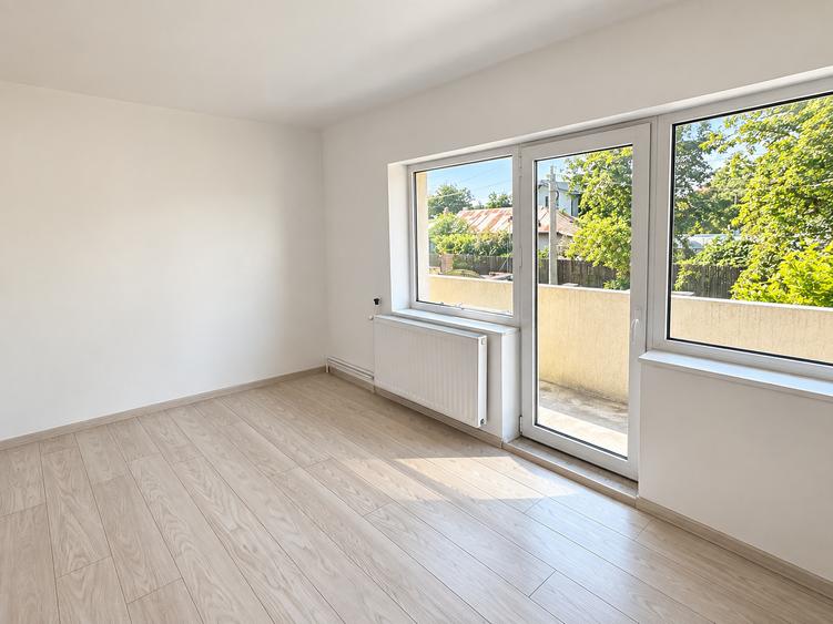 Casă individuală | Pe Colt | Teren 340 mp | 2 corpuri | Voluntari