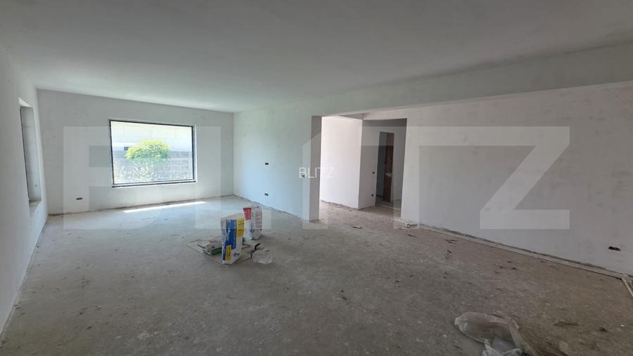 Casă parter de vânzare, 106 mp, teren 468 mp, zona Crevedia - 11