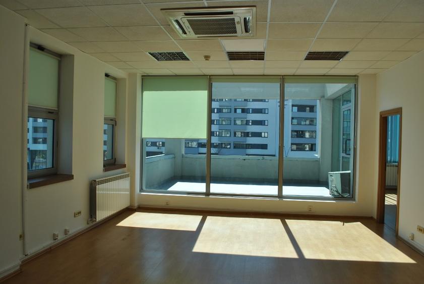 Spațiu birouri 2 încăperi + terasă, 80 mp - Metrou Mihai Bravu