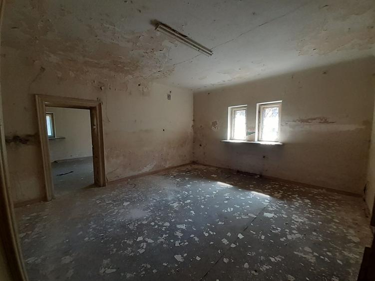 Casa in stil brancovenesc si teren 1750 mp in zona Piata Romana