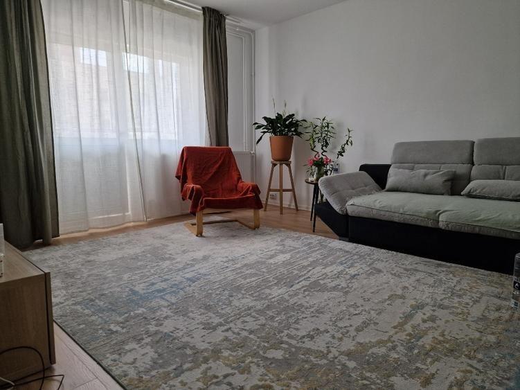 Vanzare Apartament 4 Camere Adiacent Nerva Traian - Centrala Proprie