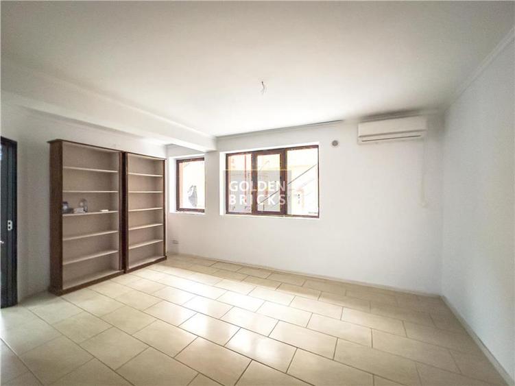 Banu Manta | Primaria Sector 1 | Metrou | 5 camere | Curte