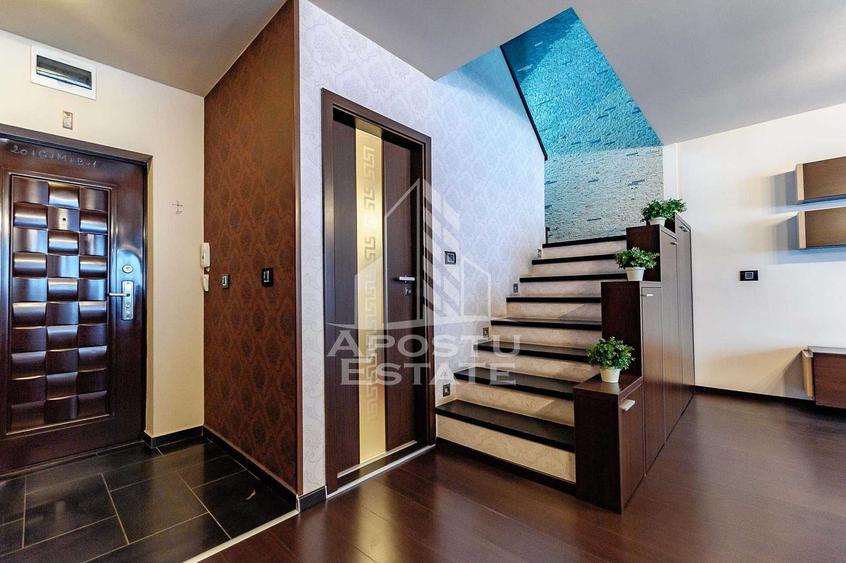 Penthouse pe doua nivele, 108 mp, zona Uta