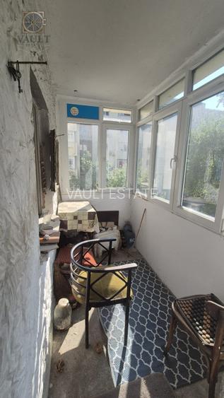 3 Camere 2 bai - Decomandat - De renovat - Maior Bacila - Colentina - 7
