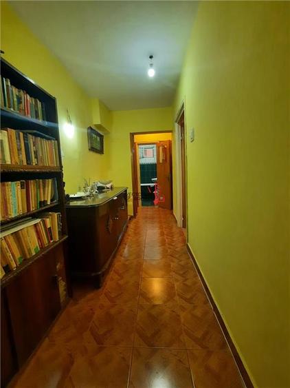 4 camere Piata Iancului, etaj intermediar,an 1978