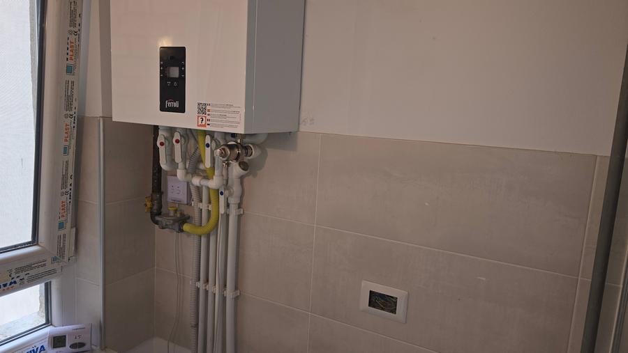 Vand apartament cu 2 camere in Deva, zona Gojdu (Motilor) et. 3,