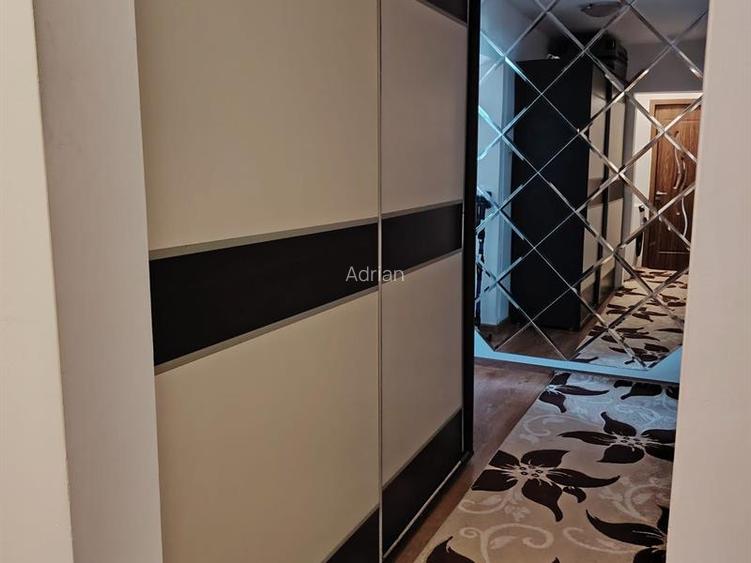 Apartament 2 camere de vânzare - Craiovița noua, zona Triaj - 4