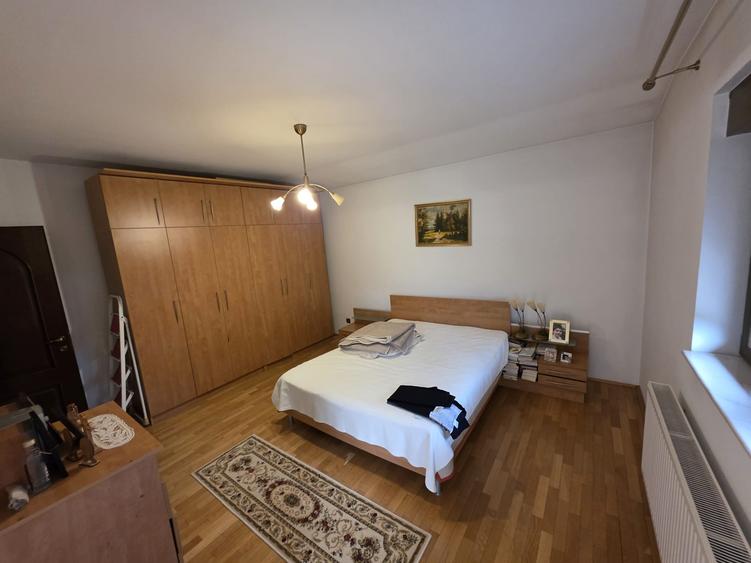 Pipera Vila individuala spatioasa 220mp teren generos 725 mp toate utilitatile