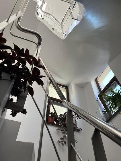 Dacia - Școala 12 apartament in vila 3 camere 96 mp