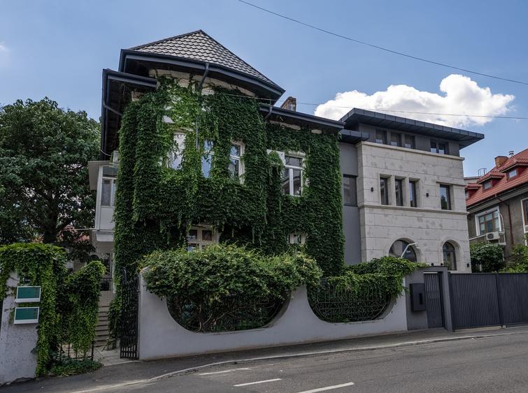 COTROCENI-GIULINI, STUDIO LA CHEIE, 33 MP, PLATA IN RATE!