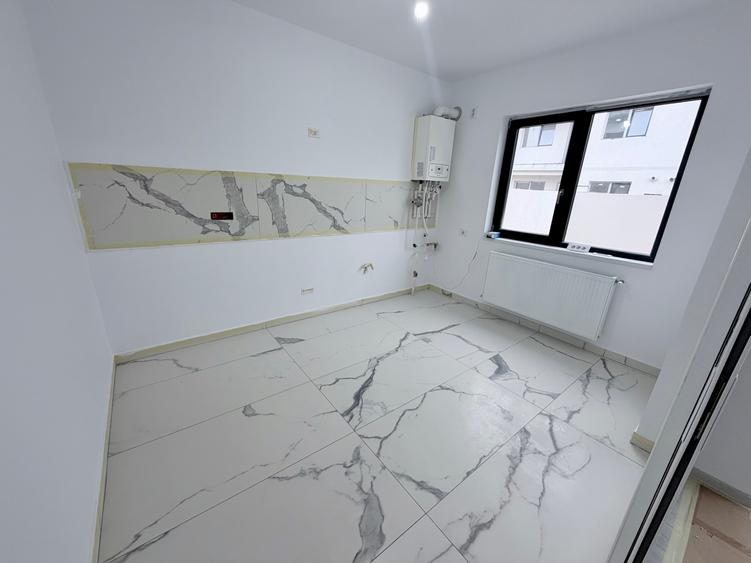Casa la cheie P+1+M. 7 camere. Pozitie stradala