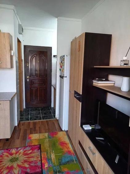 Garsoniera, etaj 2/4, zona Pacurari