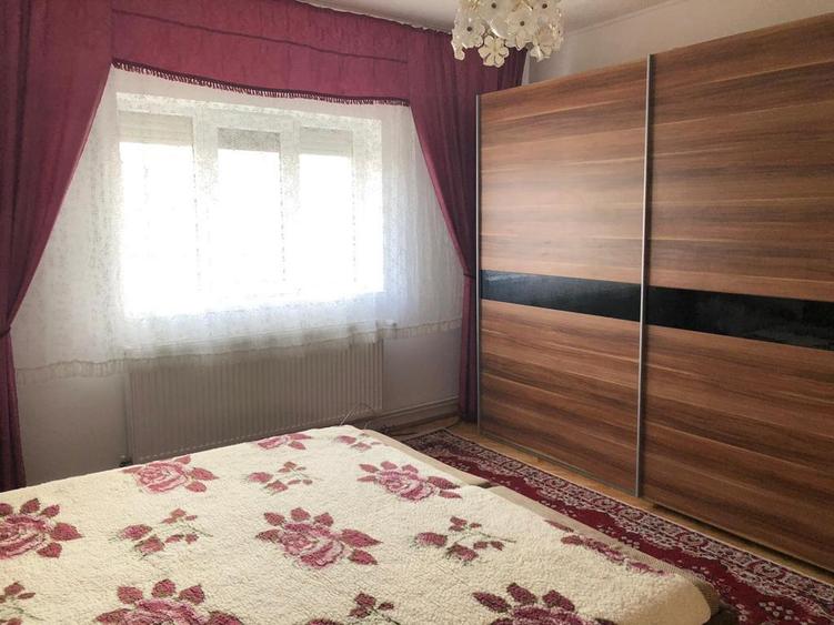 Apartament cu 3 camere la Vila Et 1 Zona Girocului-Drobeta