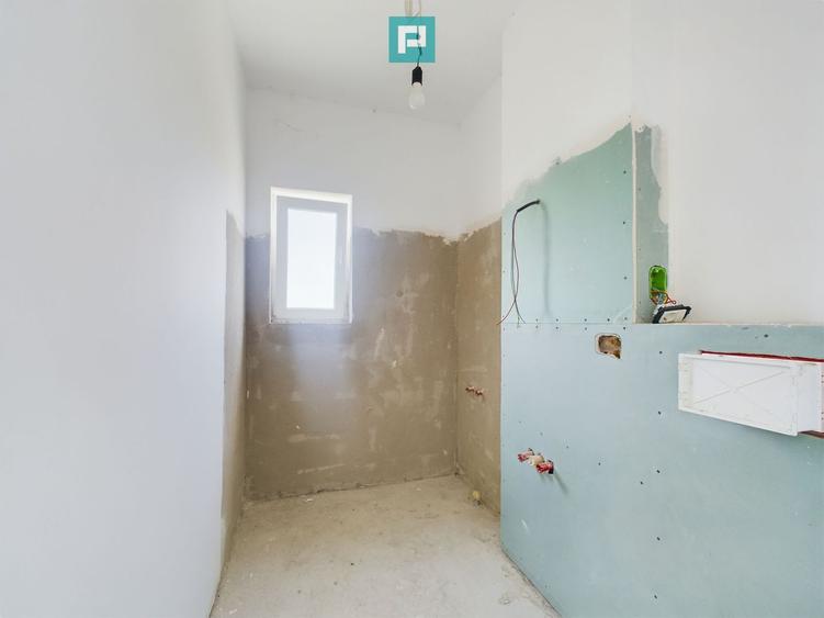 Apartament cu 3 camere, zona Torontalului