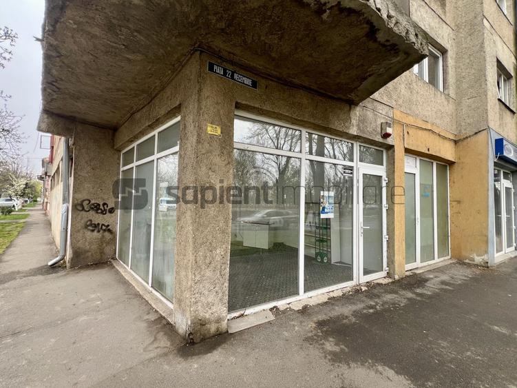 Sapient | Spațiu comercial _ Piața 22 Decembrie, Oradea